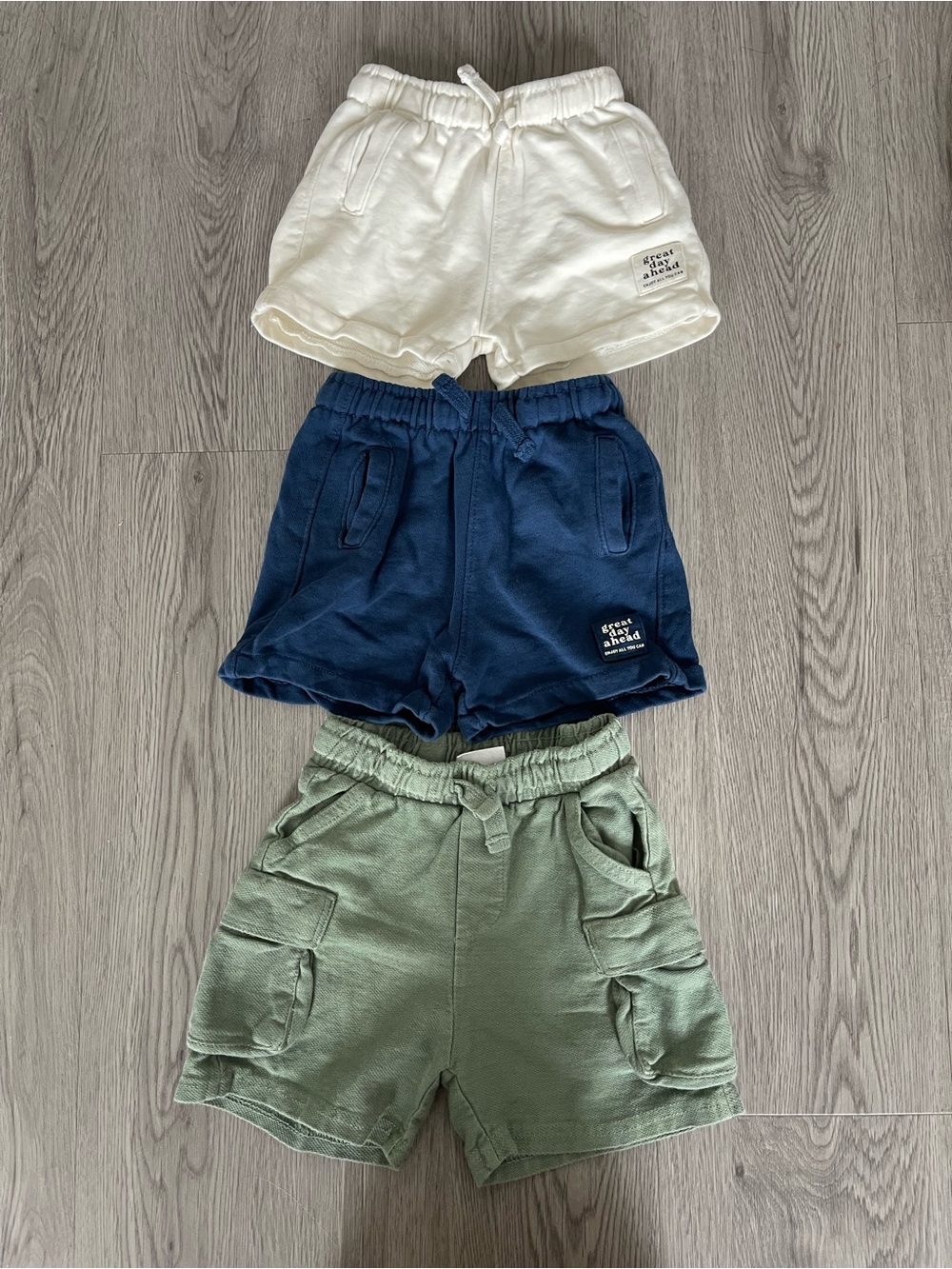 Zara Kids Cargo Pocket Shorts - Olive Green & Navy and cream